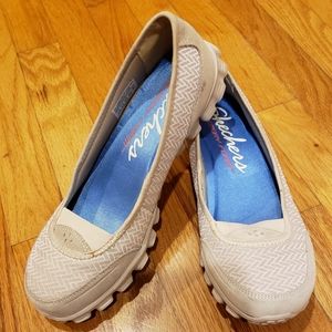 Skechers EZ Flex Slip-on Sneakers